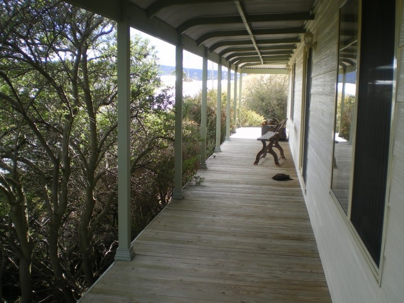 82 Baron St, Cooma NSW 2630