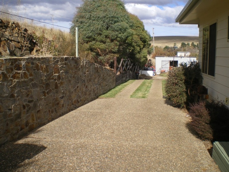 82 Baron St, Cooma NSW 2630