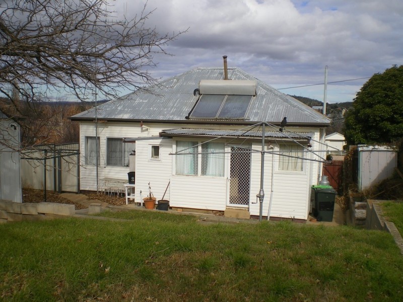 6 Hilton st, Cooma NSW 2630