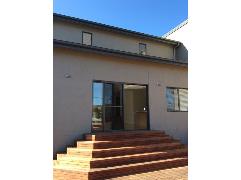 112 Massie St, Cooma NSW 2630