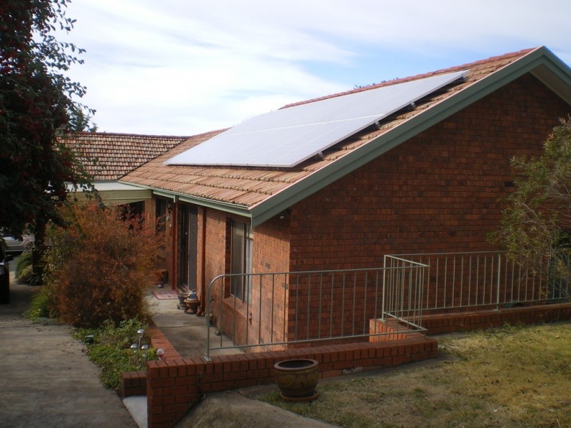 19 jerrang ave, Cooma NSW 2630