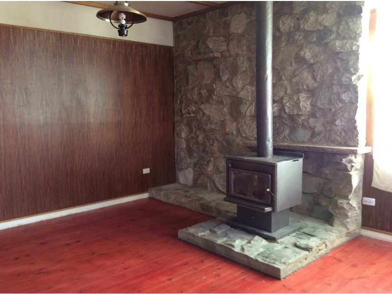 7 Walla St, Cooma NSW 2630