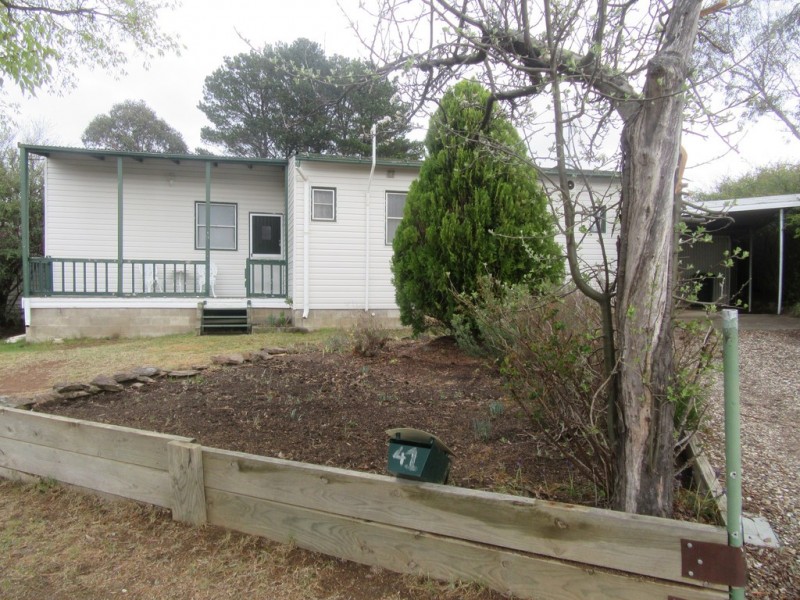 41 Namala St, Cooma NSW 2630