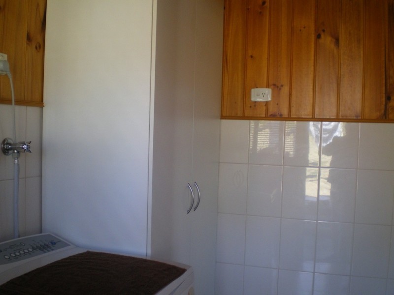 5 maneroo pl, Cooma NSW 2630