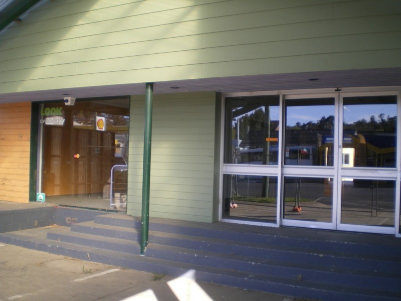 54 Sharp St, Cooma NSW 2630