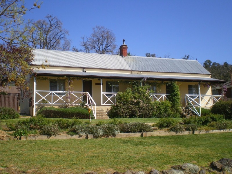 11 Mulach St, Cooma NSW 2630