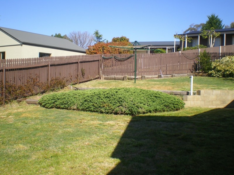 11 Mulach St, Cooma NSW 2630