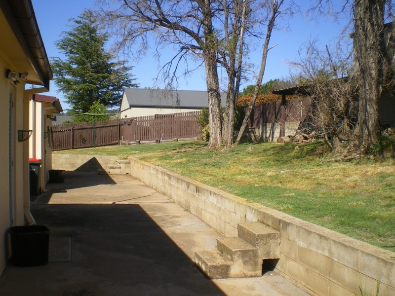 11 Mulach St, Cooma NSW 2630