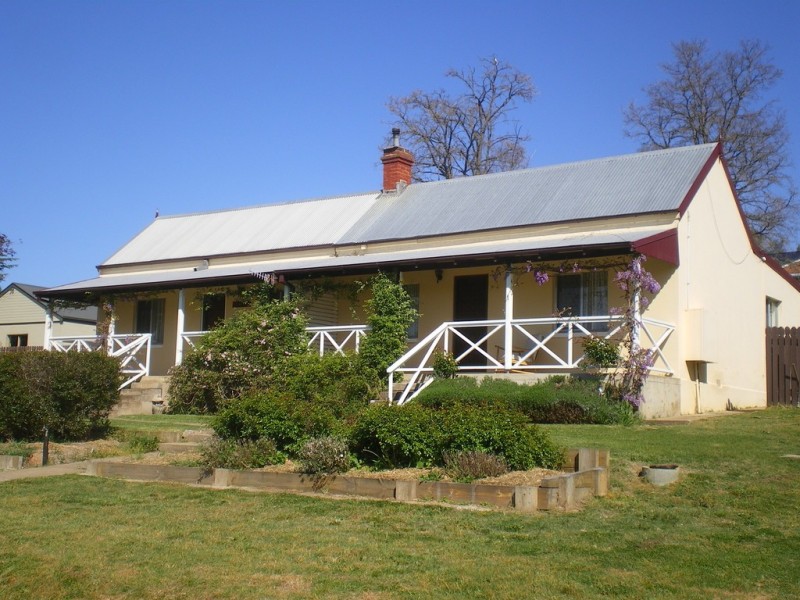 11 Mulach St, Cooma NSW 2630