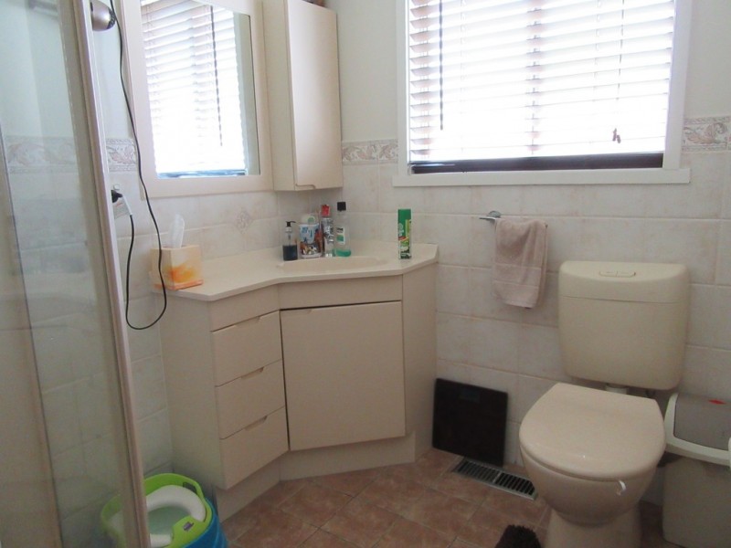 18 Sellar ST, Cooma NSW 2630