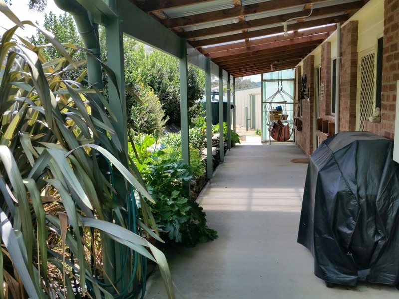 36 Scotts Rd, Cooma NSW 2630