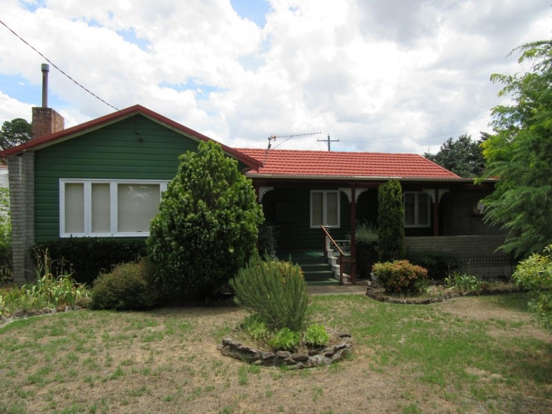 5 Mawson St, Cooma NSW 2630