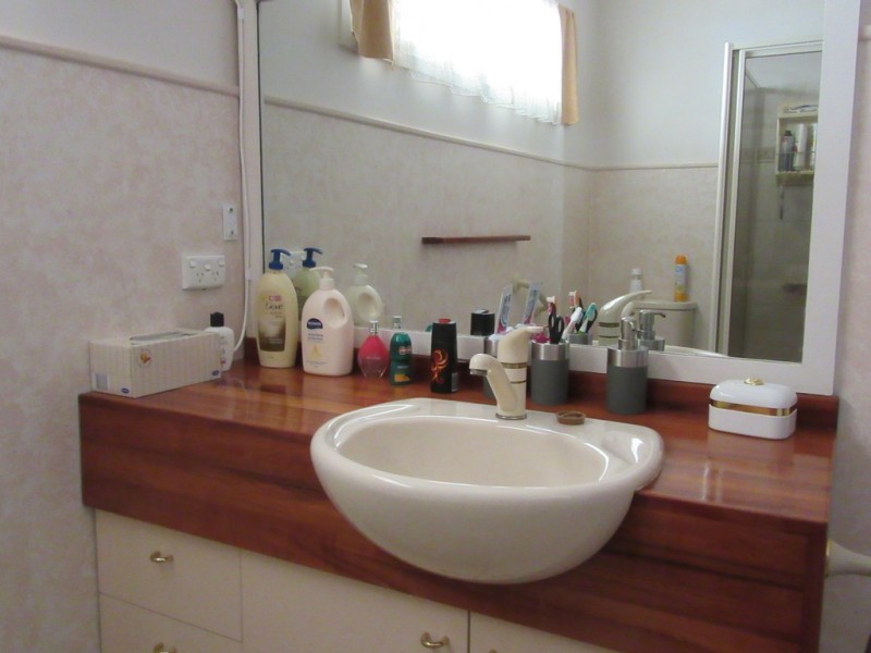 21 Buchan Pde, Cooma NSW 2630