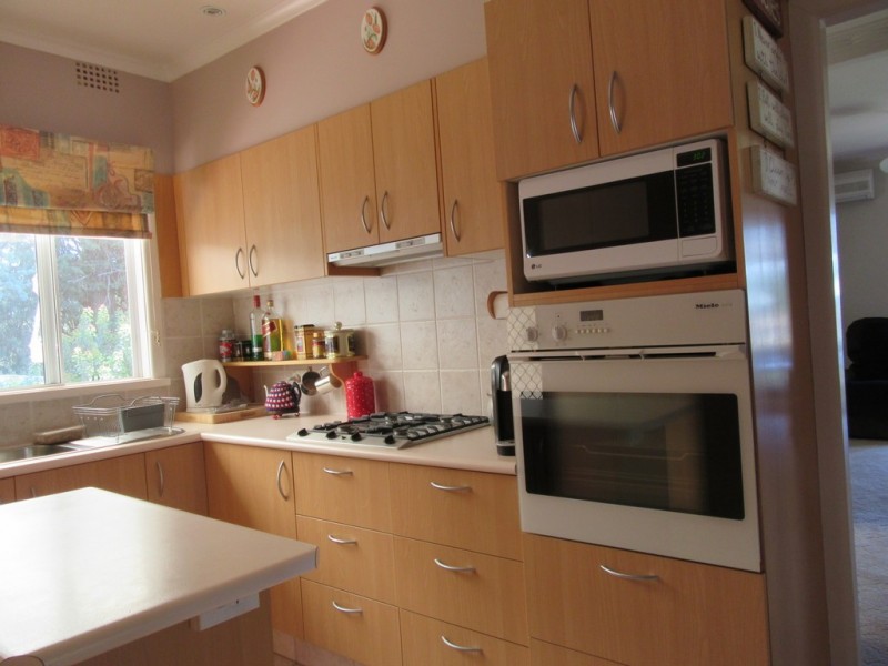 21 Buchan Pde, Cooma NSW 2630