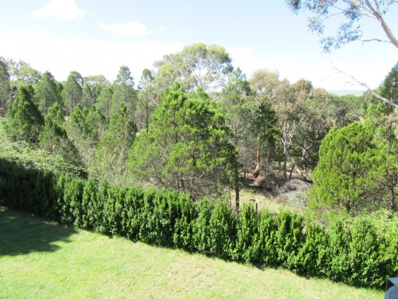 37 Tulong Ave, Cooma NSW 2630