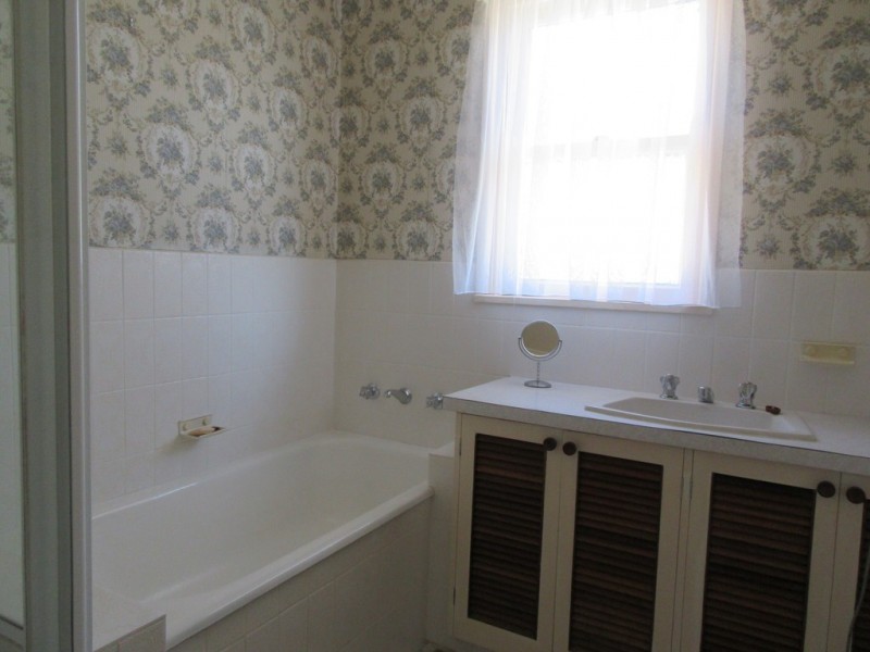 9 Nimby Pl, Cooma NSW 2630