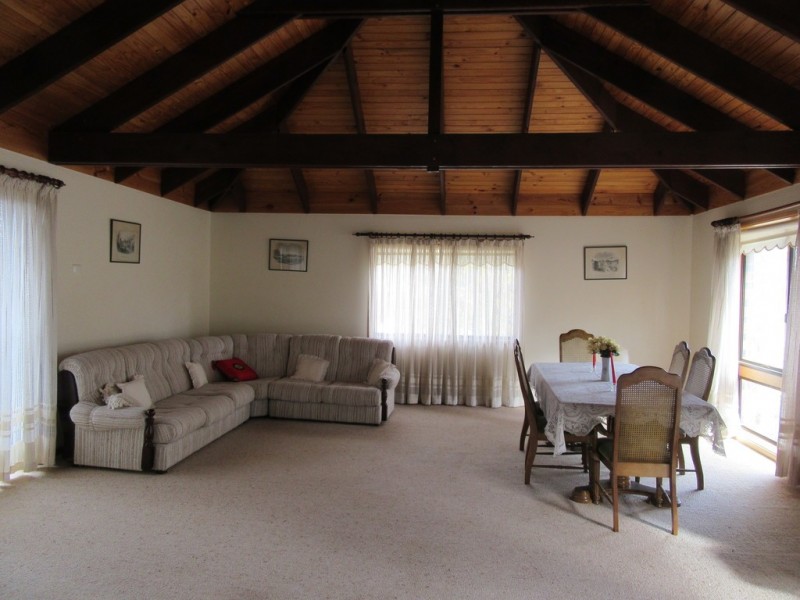 102 Massie St, Cooma NSW 2630