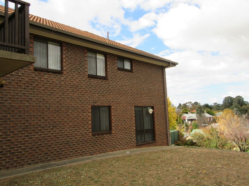 102 Massie St, Cooma NSW 2630