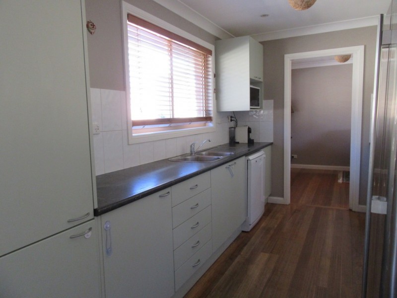 3 Banksia Lane, Cooma NSW 2630