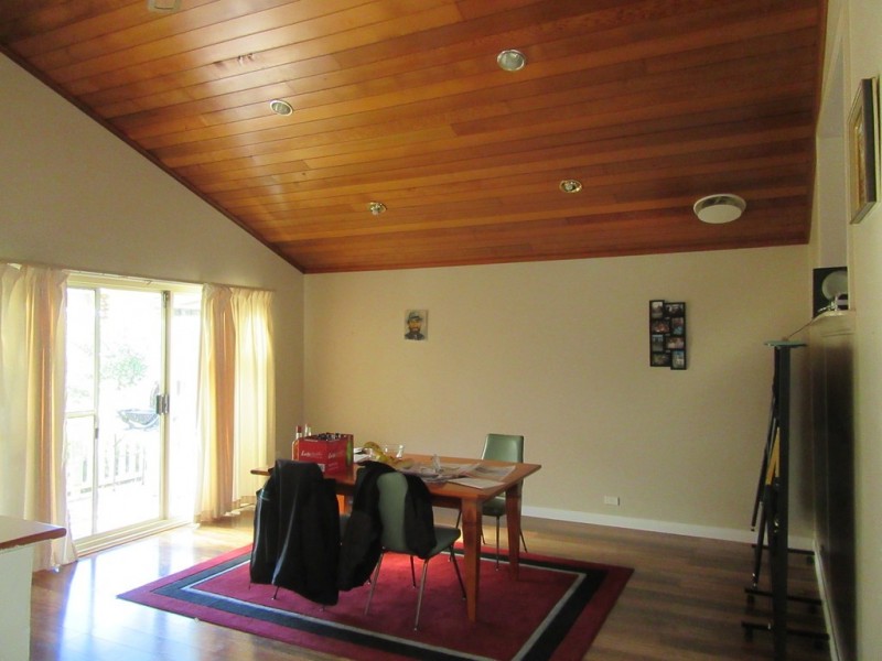 31 Tulong ave, Cooma NSW 2630