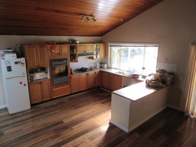 31 Tulong ave, Cooma NSW 2630