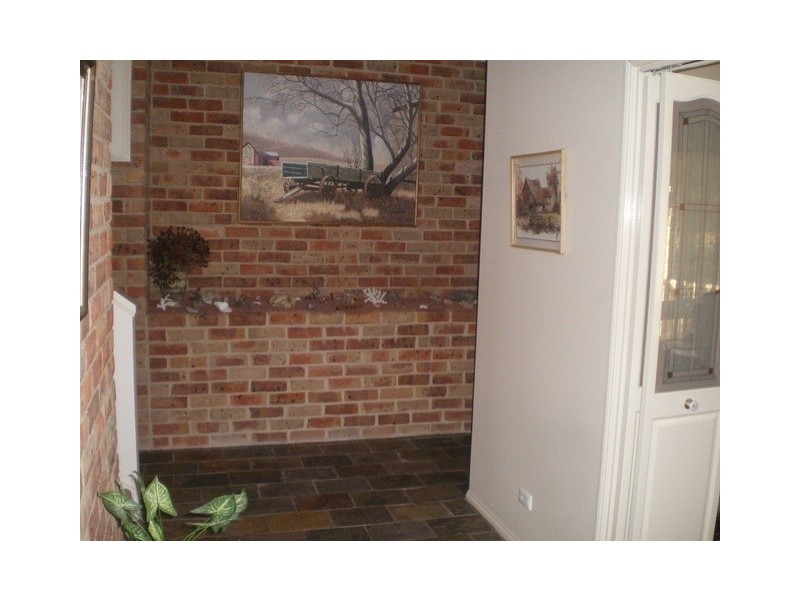 31 Tulong ave, Cooma NSW 2630