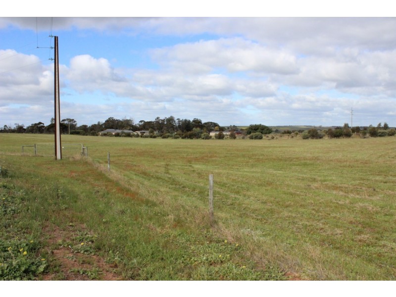 Lot 2 Ramm Road and Lot 1 Ibis Drive, Mannum SA 5238