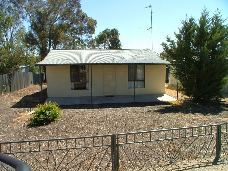 19 Phillip Avenue, Swan Reach SA 5354