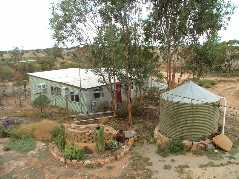 Section 490  Flood Road, Mannum SA 5238