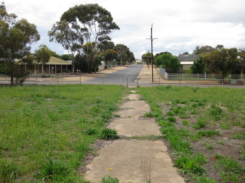 - Walker Ave and Diercks Rd, Mannum SA 5238