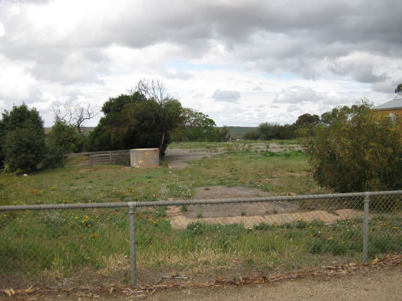 - Walker Ave and Diercks Rd, Mannum SA 5238