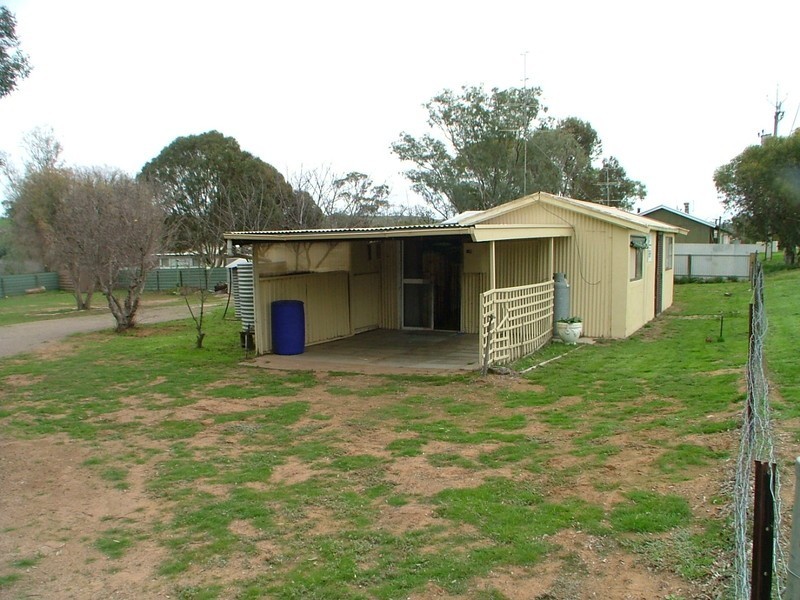 Lots 8 and 9 Mannum Road, Caurnamont SA 5238