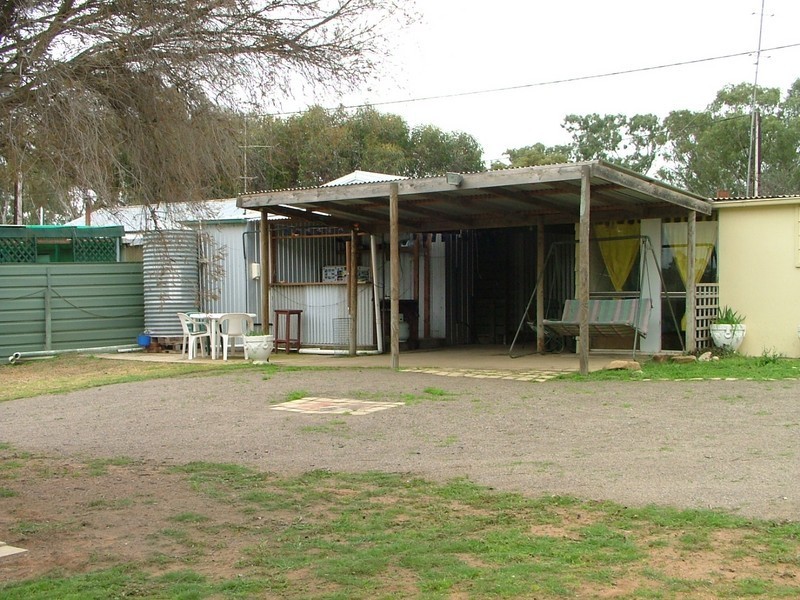 Lots 8 and 9 Mannum Road, via Caurnamont (Purnong), Mannum SA 5238