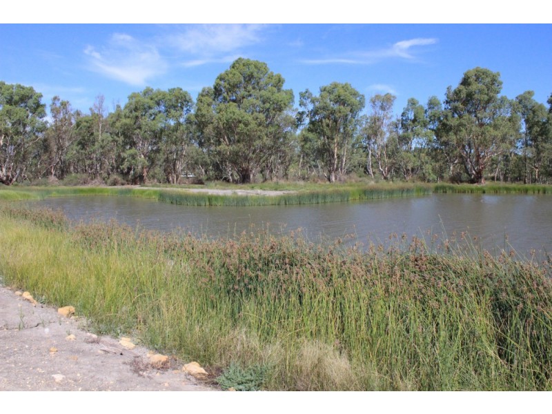 Berth No 85 (Lot 83) Pelican Drive, Mannum Waters Marina, Mannum SA 5238