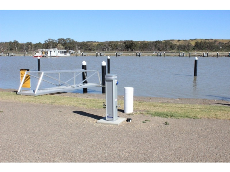 Berth No. 17 (Lot 22) Pelican Drive, Mannum Waters Marina, Mannum SA 5238