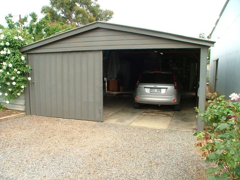 11 Esplanade, Mannum SA 5238