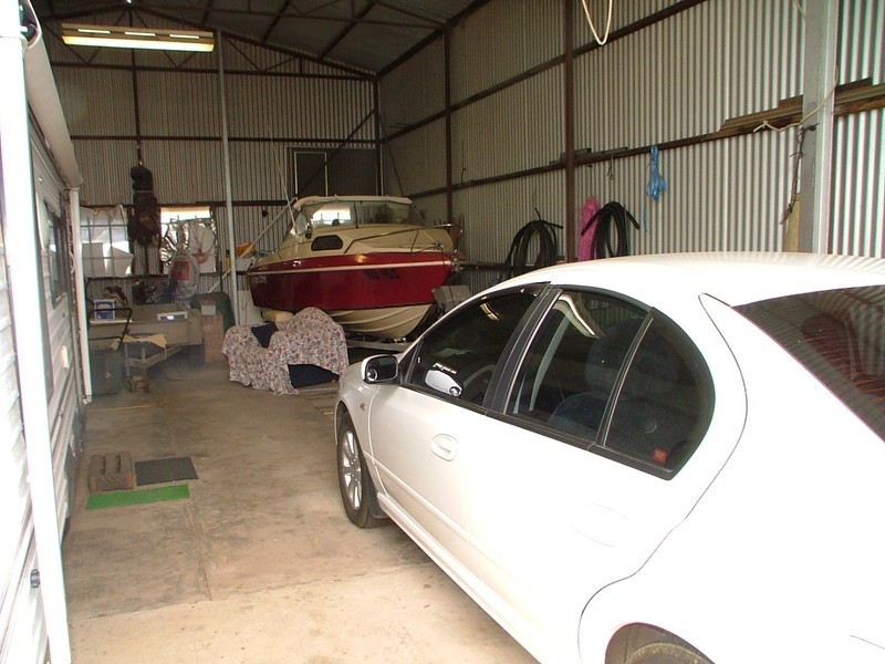 11 Esplanade, Mannum SA 5238