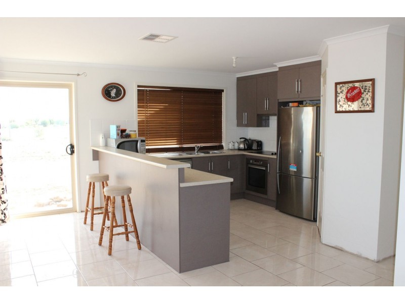 27 Ibis Drive, Mannum SA 5238