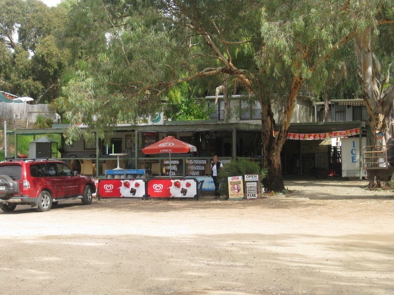 Level 2 Grulunga Caravan Park, Younghusband SA 5238