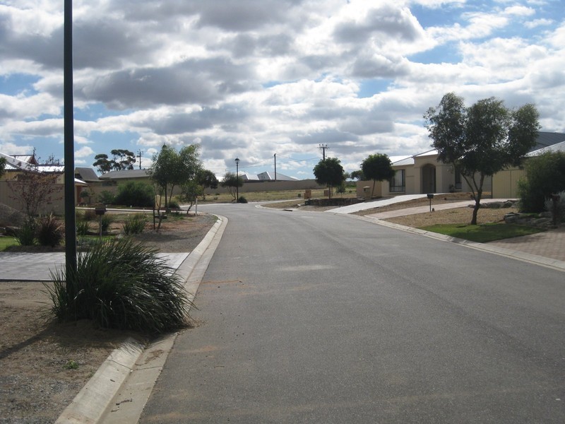 Lot 16 (No.15) Paddlesteamer Way, Mannum SA 5238