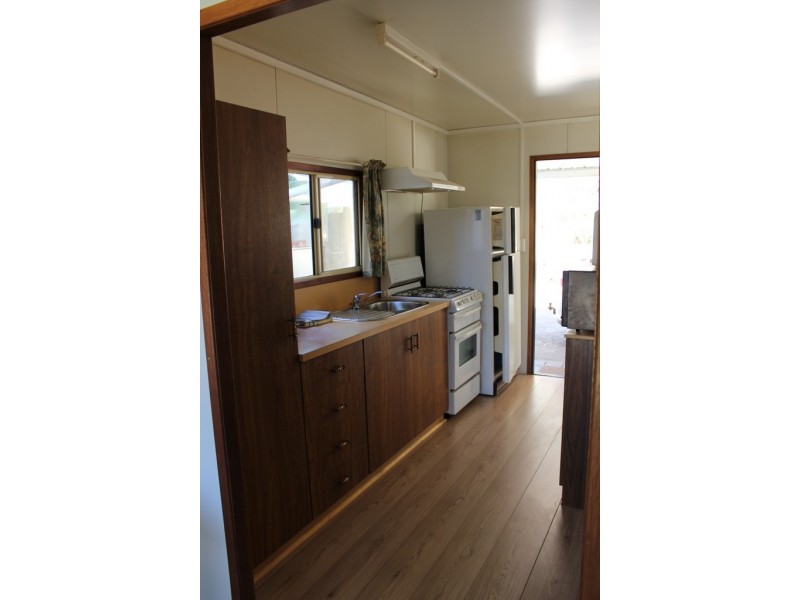 Site 413 Grulunga Caravan Park YOUNGHUSBAND via, Mannum SA 5238