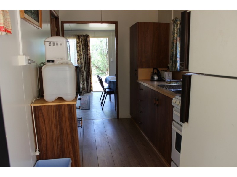 Site 413 Grulunga Caravan Park YOUNGHUSBAND via, Mannum SA 5238