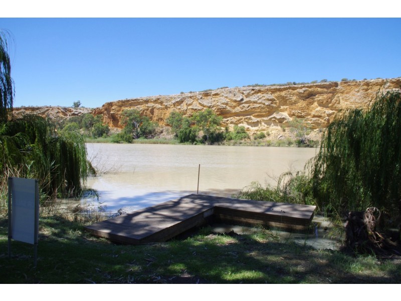 17 Rob Loxton Rd, Walker Flat SA 5238