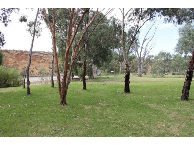 17 Rob Loxton Rd, Walker Flat SA 5238
