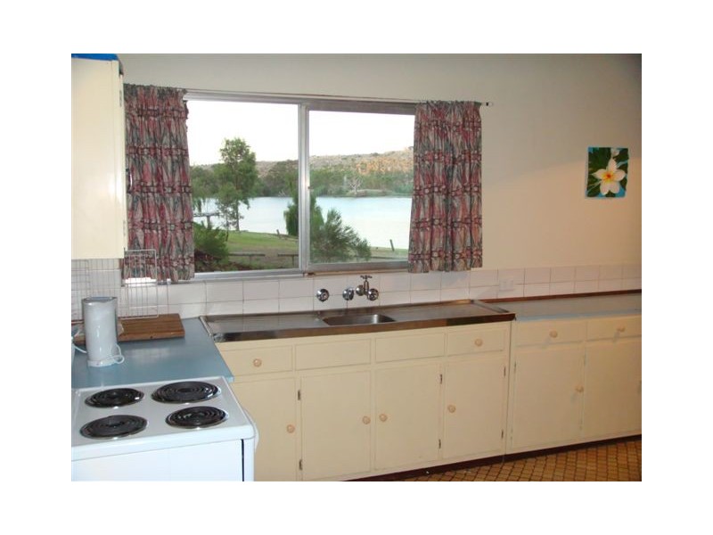 1 Kiosk Drive, Walker Flat SA 5238