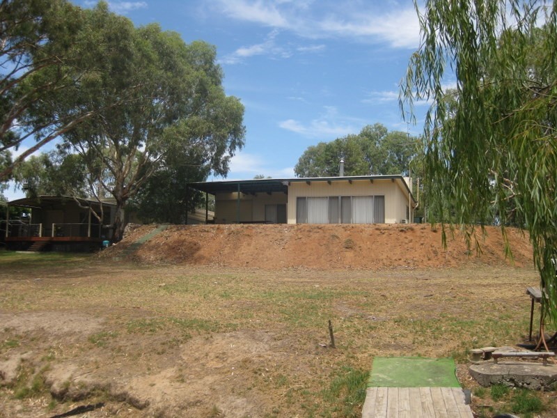 1 Kiosk Drive, Walker Flat SA 5238