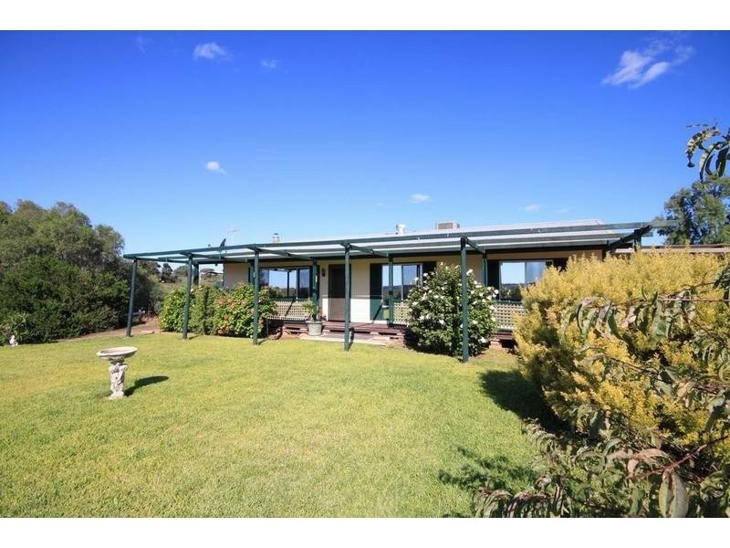 12 Centre Road, COWIRRA via, Mannum SA 5238