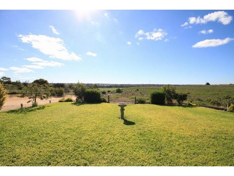 12 Centre Road, COWIRRA via, Mannum SA 5238