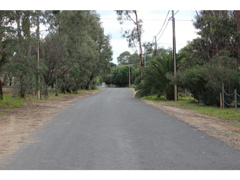 67 Rob Loxton Road,, Walker Flat SA 5238