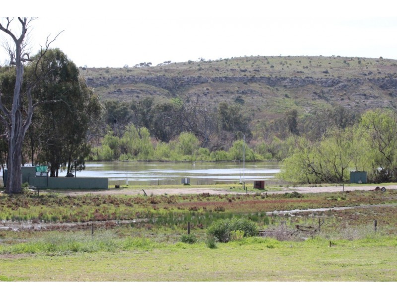 1348 East Front Road, Younghusband SA 5238